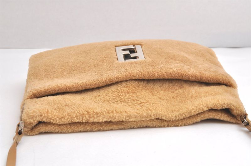 Fendi Vintage Shoulder Crossbody Bag Boa Leather Beige 3600n