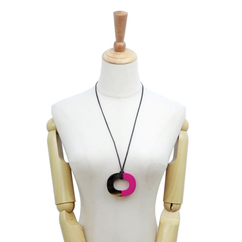 Hermes Necklace Ismu GM Lacquer-buffalo-horn Pink Brown Pendant