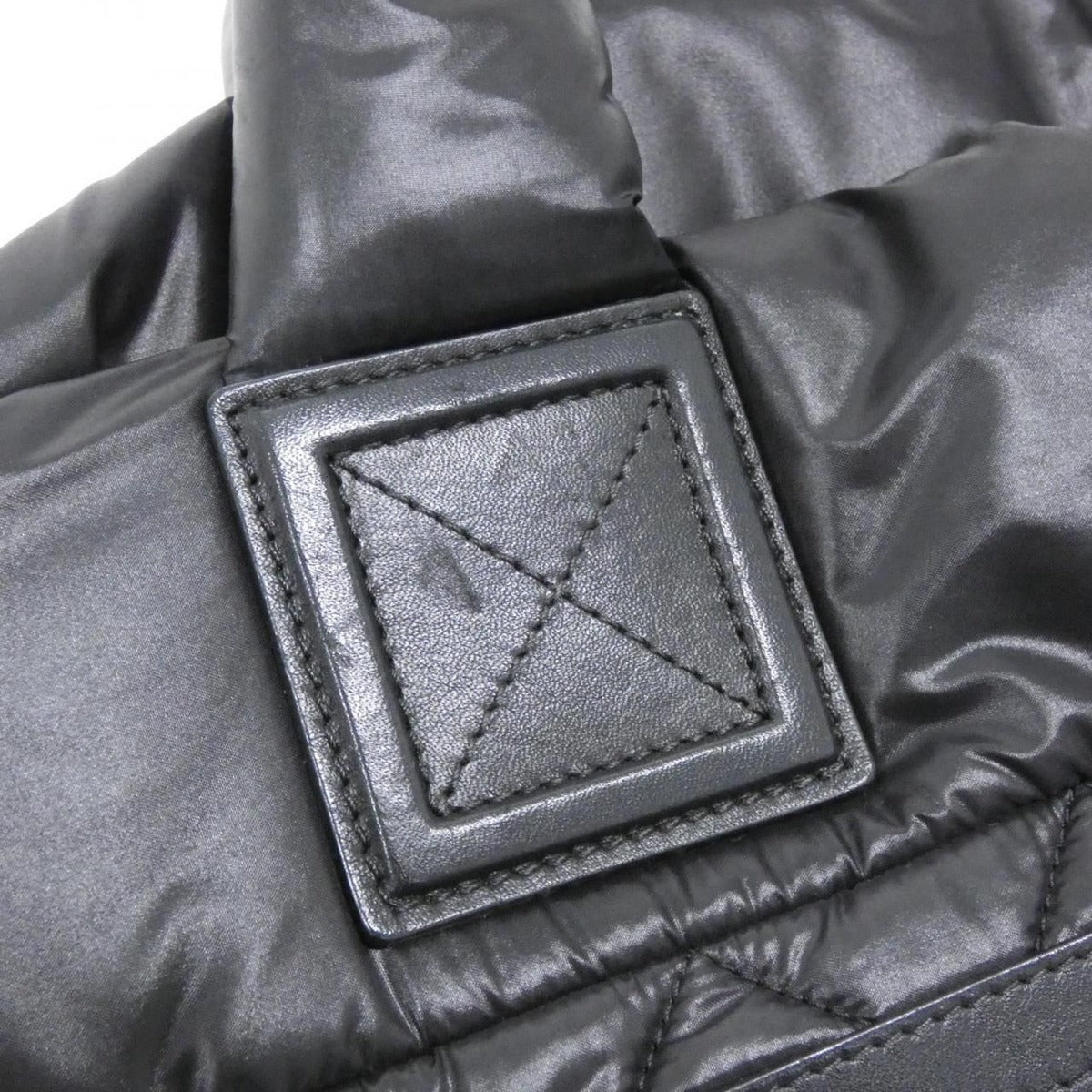 Chanel Coco Cocoon Line 48610 Bag — view 4