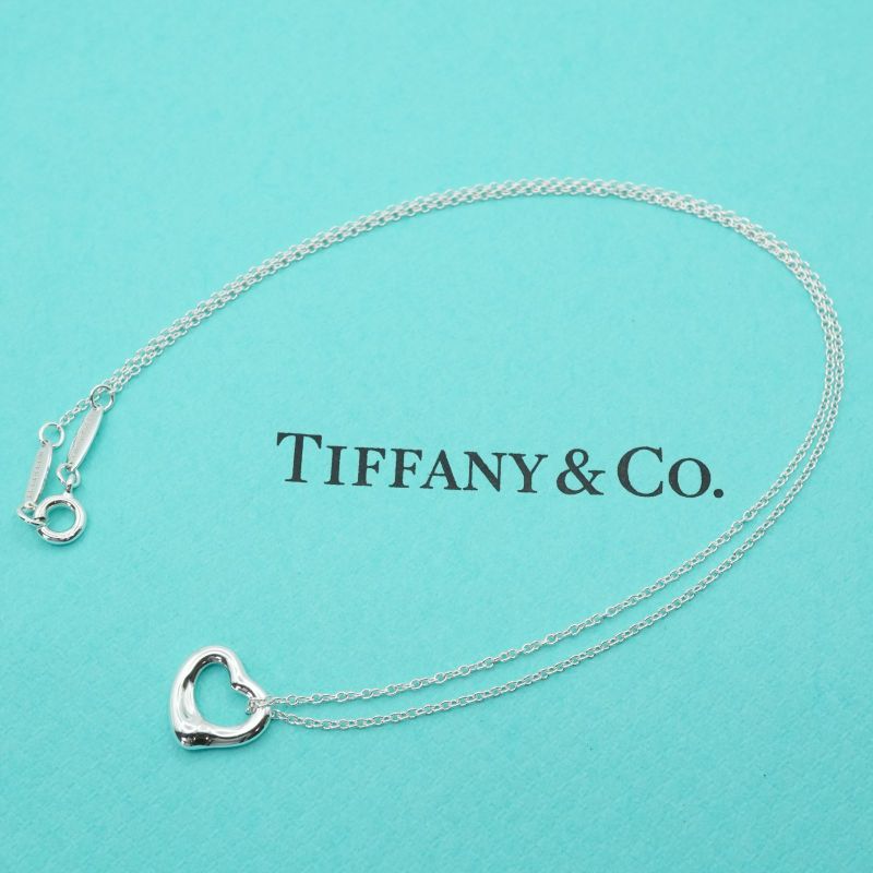 11mm (0.43in) Tiffany & Co Open Heart Necklace XS 24-5748s