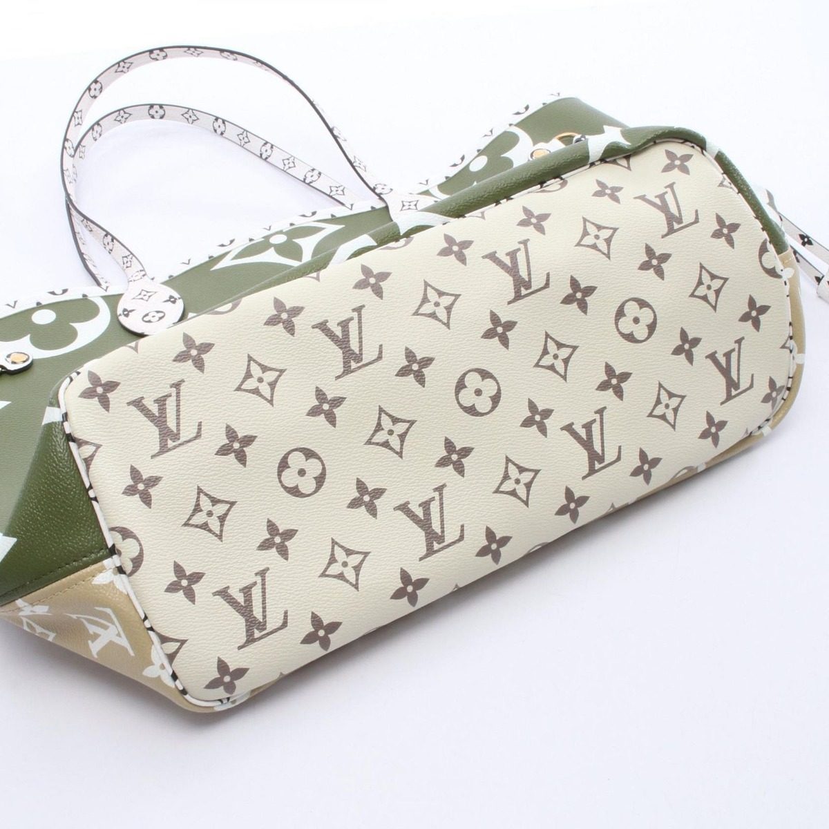Louis Vuitton Tote Neverfull MM Khaki Beige Canvas — view 8