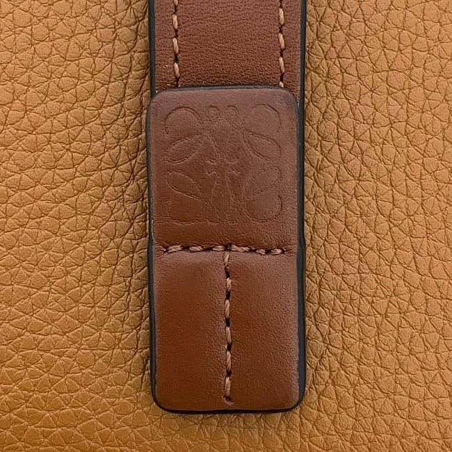 Loewe Bifold Wallet Brown Anagram C660z41x01 Excellent Condition