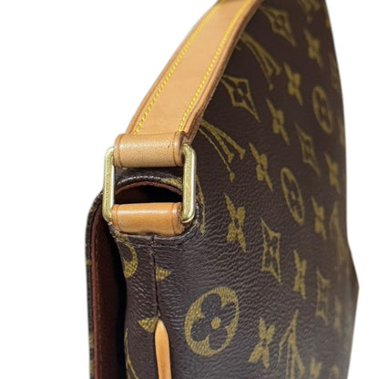 Louis Vuitton Musette Tango Short Monogram Shoulder Bag Monogram Canvas M51257