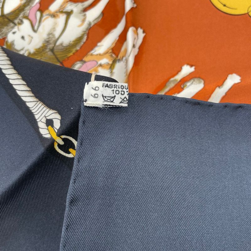 Hermes Carre 90 1982 Gronland Greenland Eskimo Dog Sled Silk Scarf Black