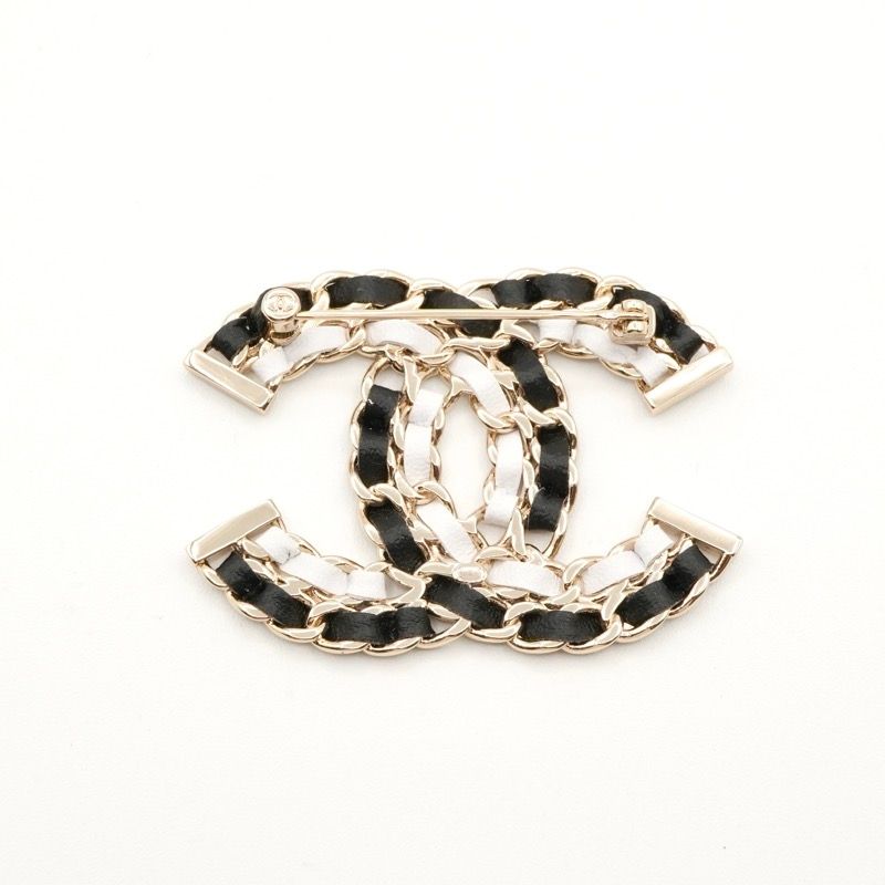 Chanel Brooch Corsage Gold Black White Here Mark