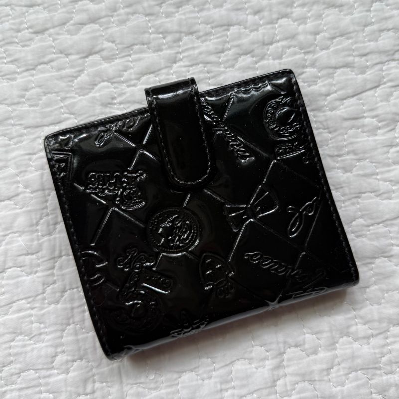 Chanel Icon W Hook Bifold Wallet Patent Leather Compact Wallet Coco Mark Black