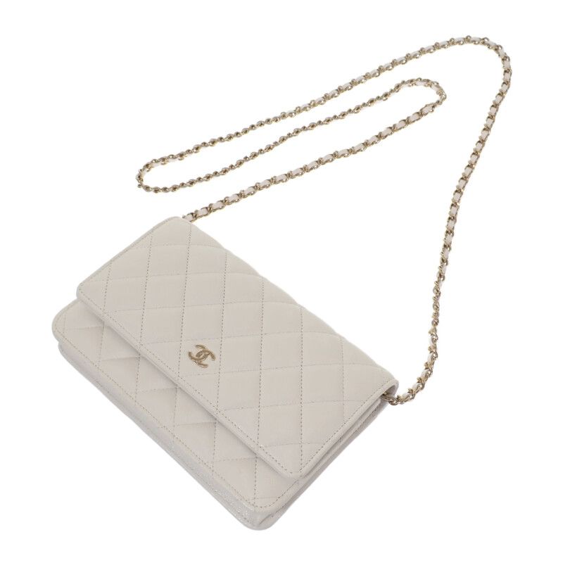 Chanel Classic Chain Wallet Ap0250 Shoulder Bag Caviar Skin White Gold Hardware