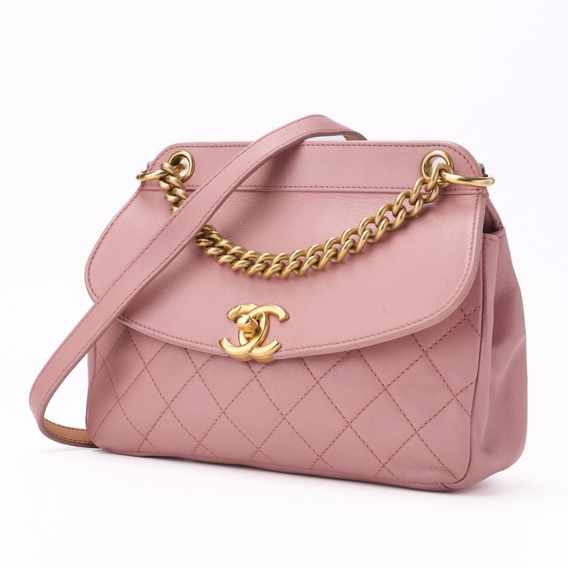 Chanel Mini Matelasse Round Flap Chain Shoulder Lambskin Pink With Gold