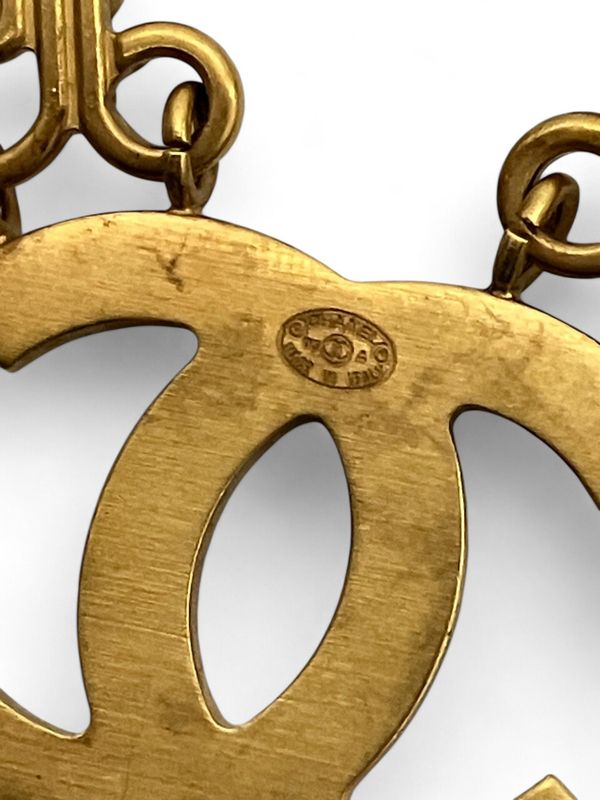 Chanel 03A Coco Mark Double Pin Brooch Gold