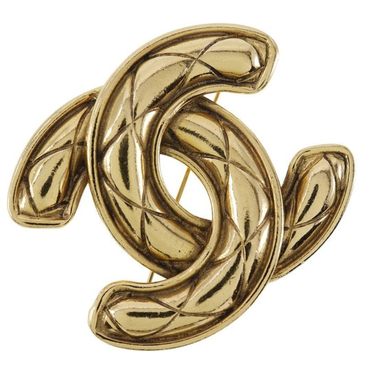 Chanel Coco Mark Quilted Gold Plated 34.3 g Brooch