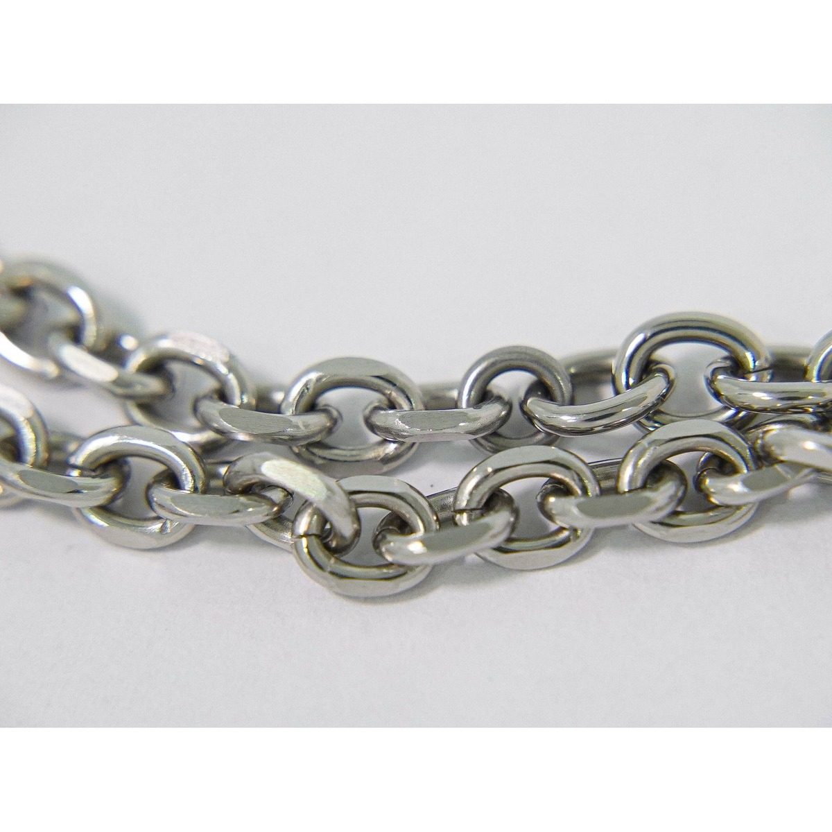Louis Vuitton LV Bracelet Monogram Gold Metal Silver — view 3