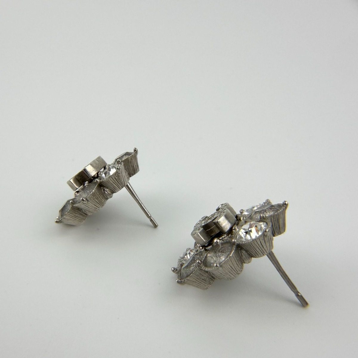 Chanel CC Logo Earrings Silver Vintage — view 4