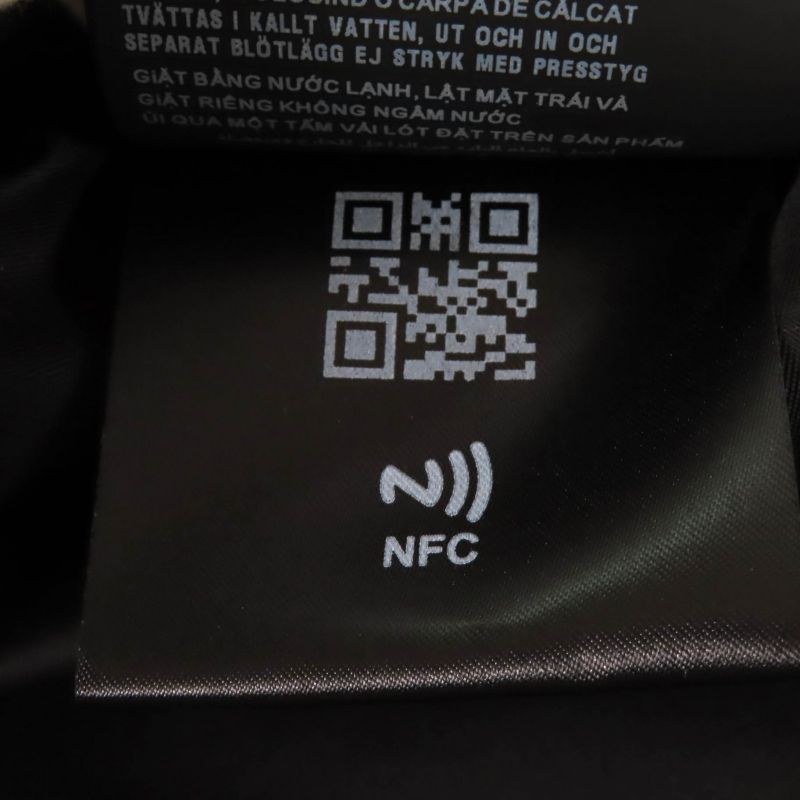 Prada 2023 230701 Re-nylon Triangle Logo Sleeveless Mini Dress Black 40 Made In