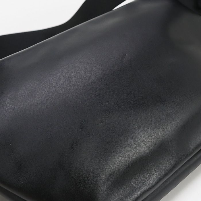 Fendi Belt Bug Monster Bugs Eye 7va434 A72K Body Bag Leather Men's