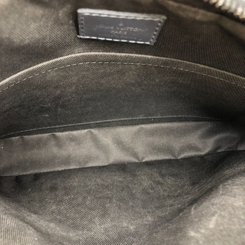 Louis Vuitton Duo Messenger M45730 Shoulder Bag Monogram Shadow Black Women Men