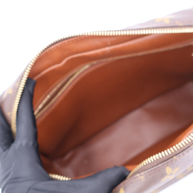 Louis Vuitton Shoulder Bag