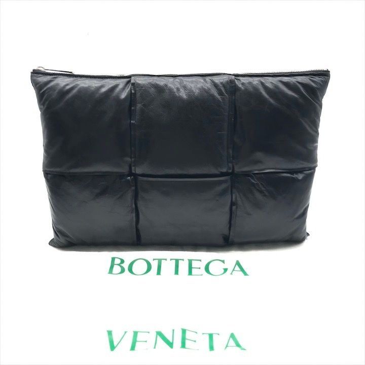 Bottega Veneta Intrecciato Maxi Clutch Second Black Leather