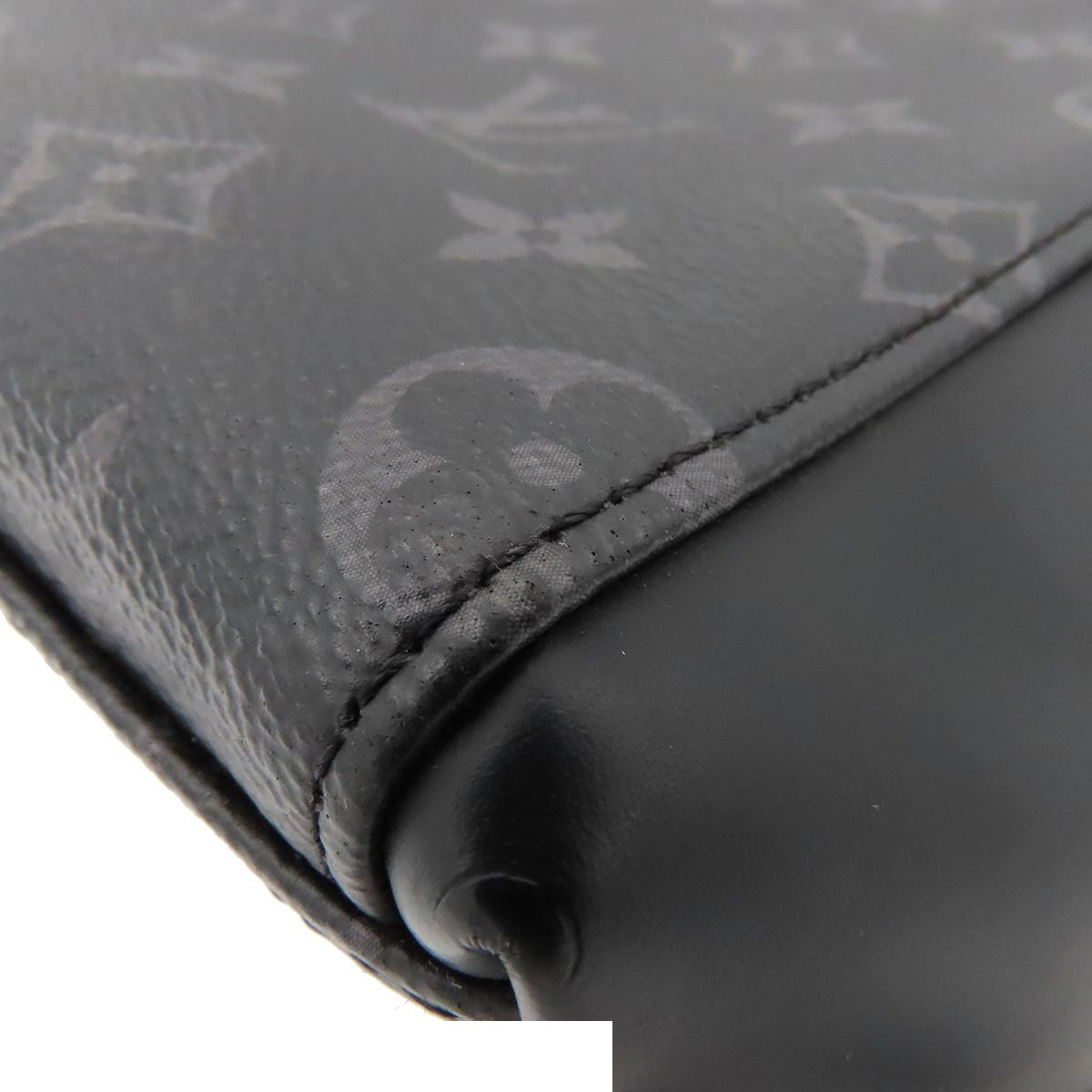 Louis Vuitton Messenger Voyage Black Silver Monogram Eclipse Shoulder Bag — view 6