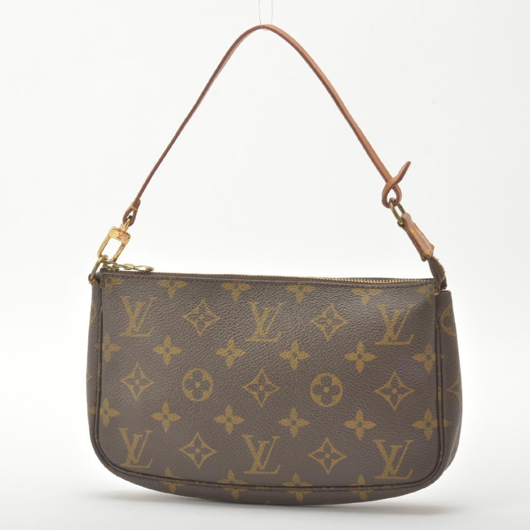 Louis Vuitton Pochette Pouch Leather