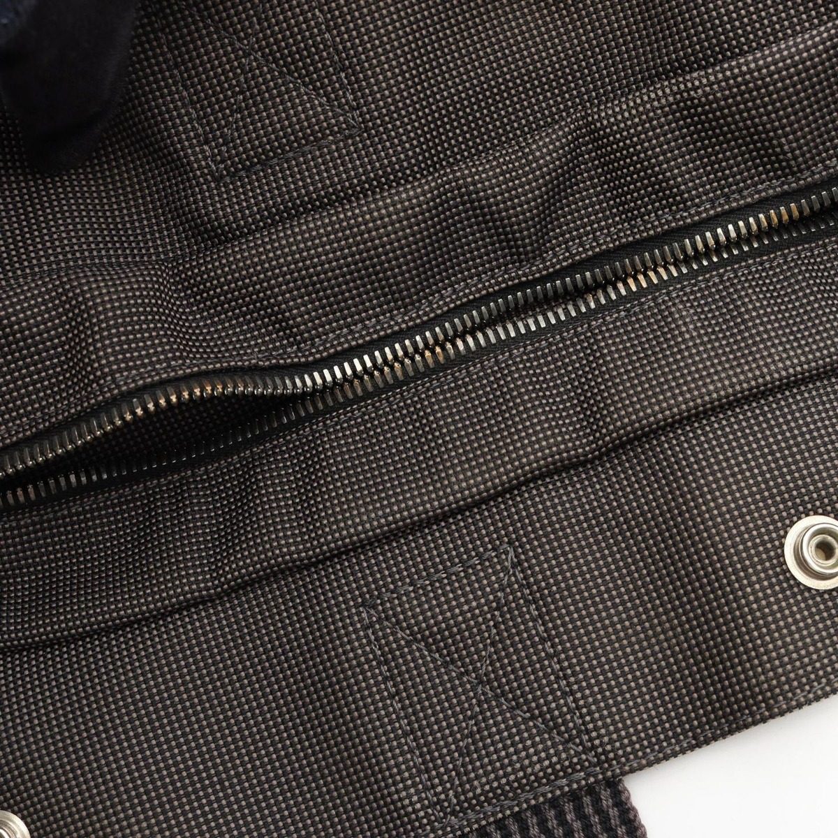 Hermes Tote Her Line MM Gray Canvas — view 11