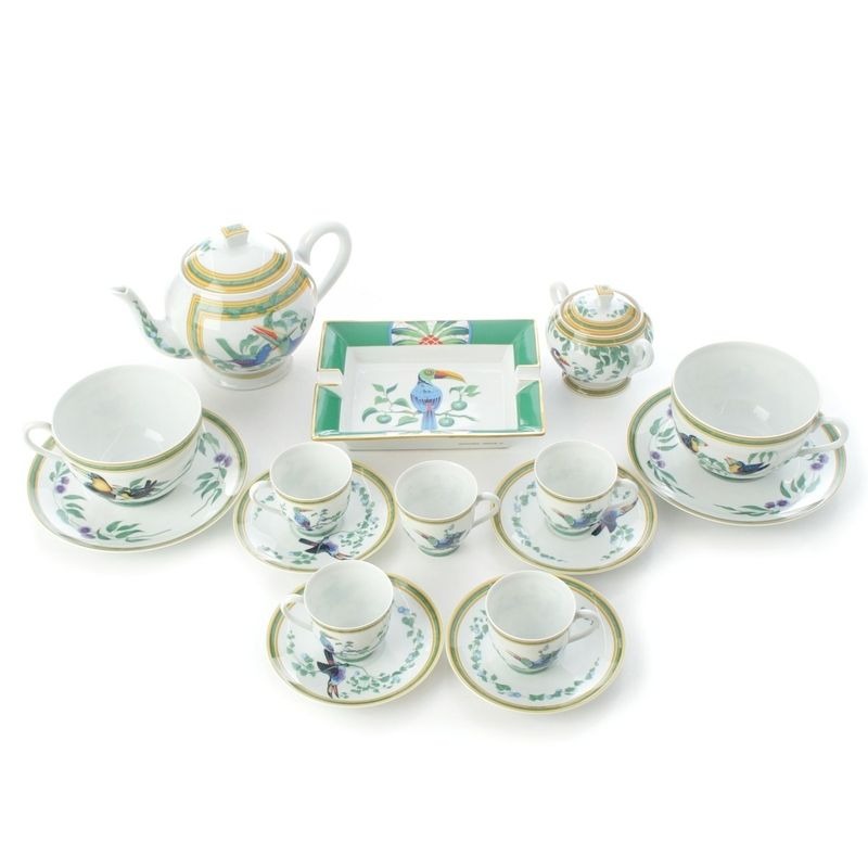 Hermes Toucan Teacups Saucers Pots Trays Dishes Cups Set of 6 White