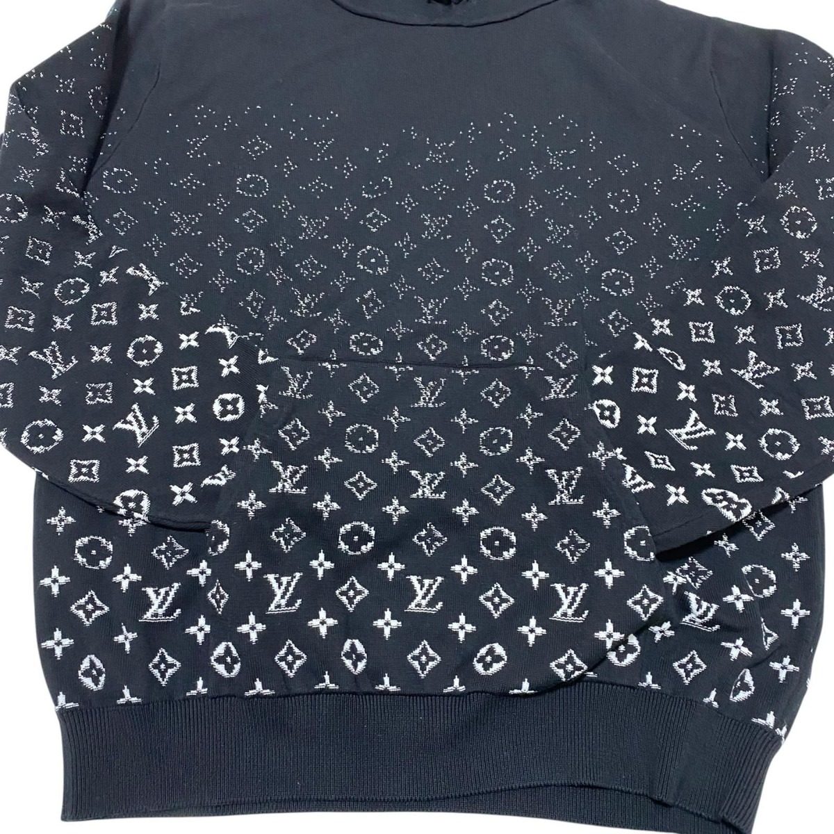 Louis Vuitton Monogram Gradient F-d Sweater — view 3