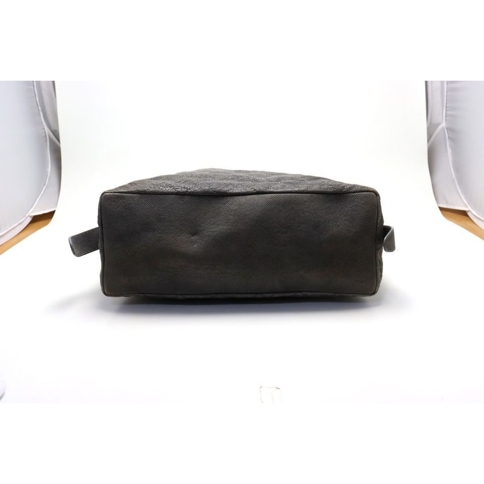 Chanel Caviar Leather Quilted Shoulder Bag — view 3