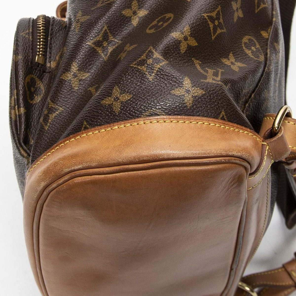 Louis Vuitton Montsouris Brown Monogram Canvas Shoulder Bag — view 8