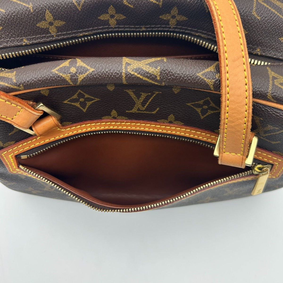 Louis Vuitton Monogram Cite MM Shoulder Bag — view 13