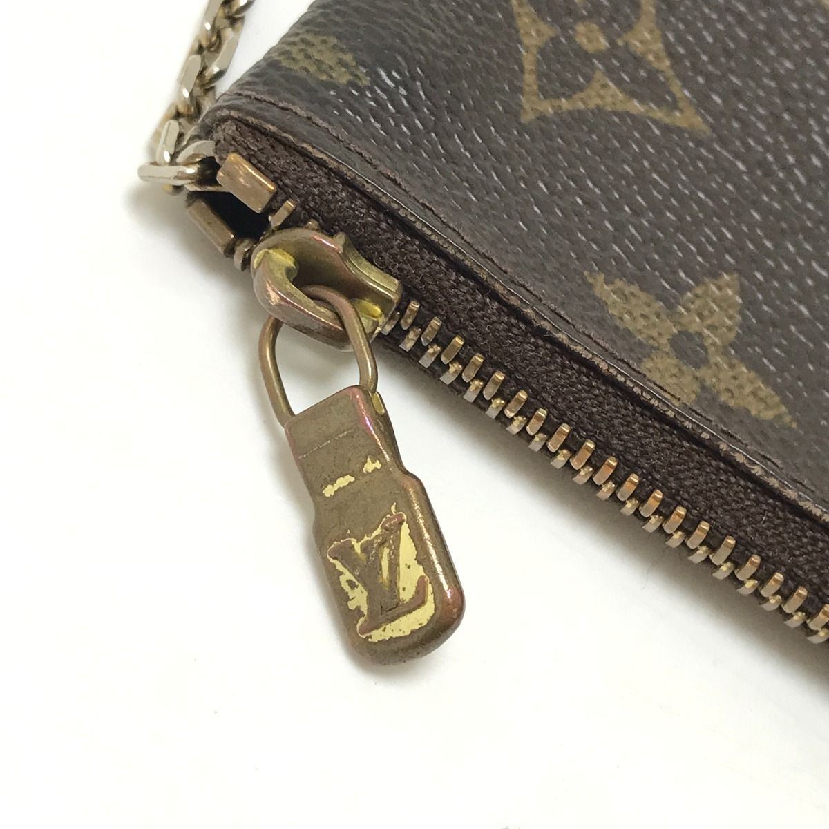 Louis Vuitton Key Case Monogram Pochette Cre