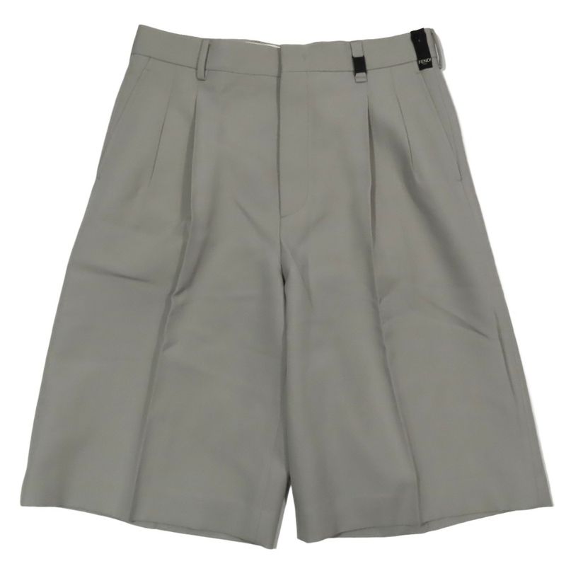 Unused 21aw Fendi Bermuda Pants Slacks Shorts FF Logo Hardware Half Pants 2