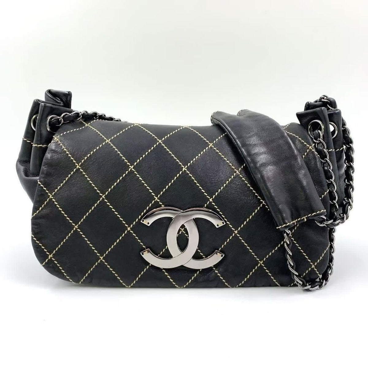 Chanel Lambskin Contrast Wild Stitch Surpique Accordion Flap Bag Black — view 2