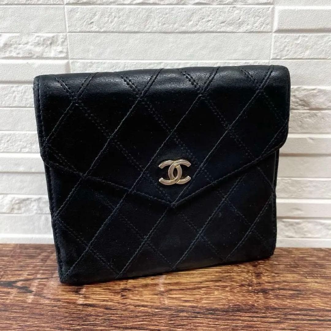 Chanel Lambskin Bicolor Quilted CC Logo Bifold Wallet Black