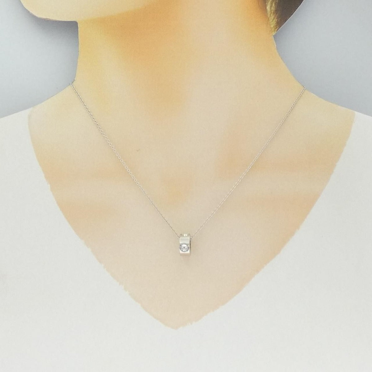 Louis Vuitton Pendentif Empreinte Necklace — view 6