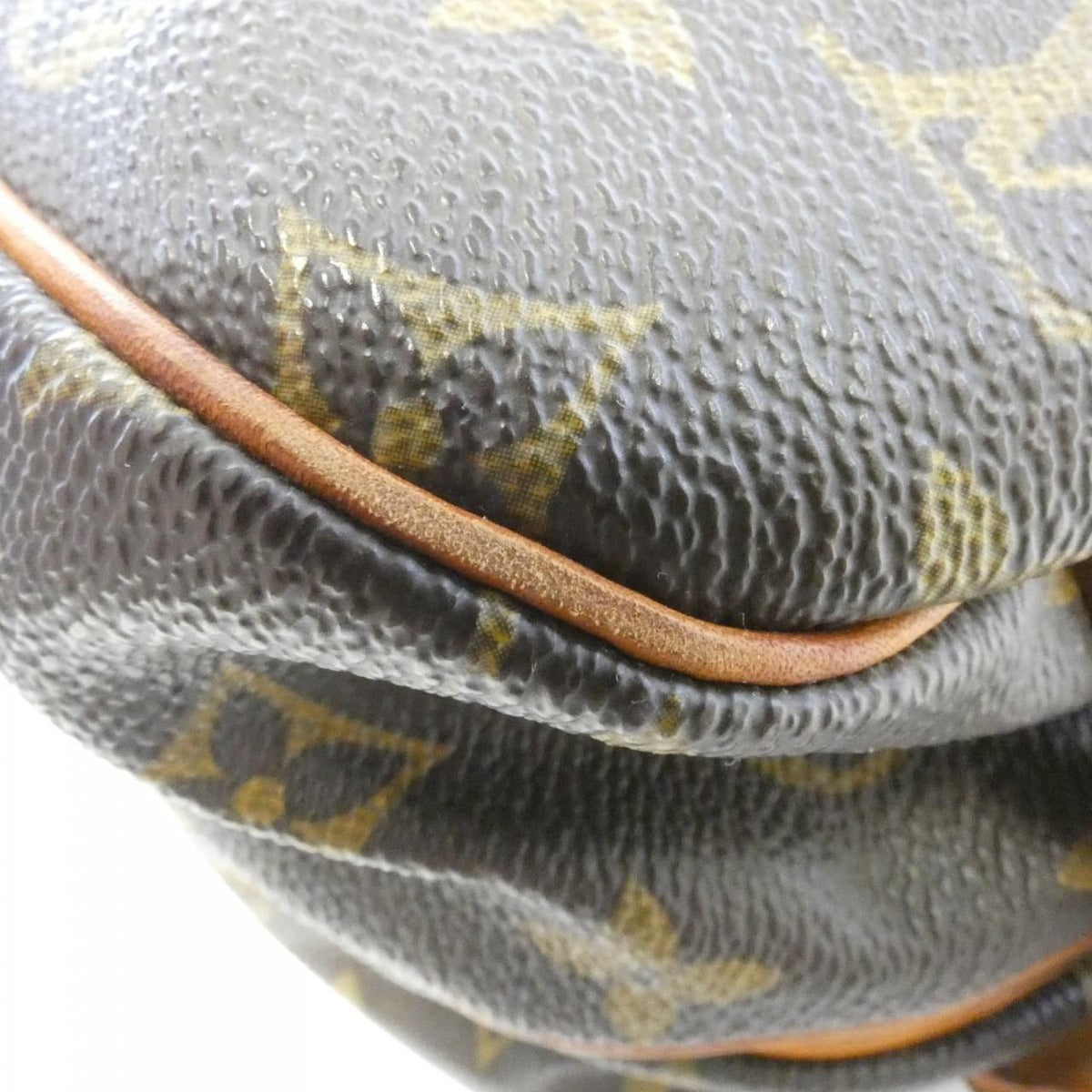 Louis Vuitton Monogram Saumur Shoulder Bag Brown Marron — view 2