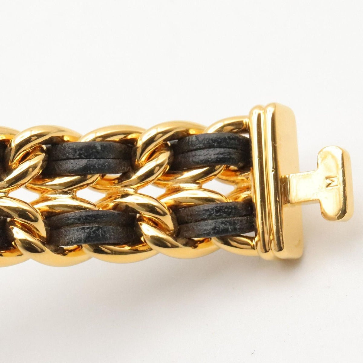 Chanel Watch Premiere M Black Leather — view 13