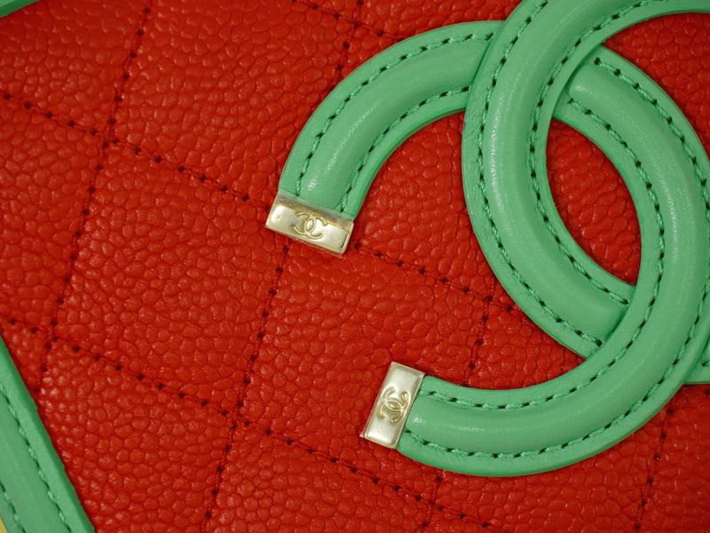 Authentic Chanel CC Filigree Vanity Bag Shoulder Bag Caviar Skin Leather Red