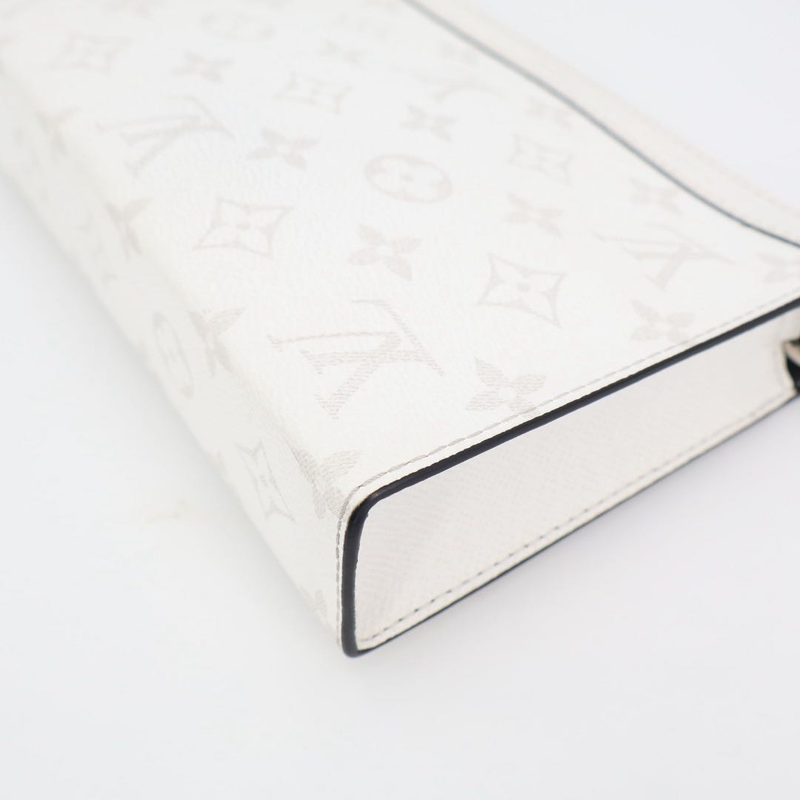 Louis Vuitton Taiga Lama Gaston Wearable Wallet Shoulder Bag