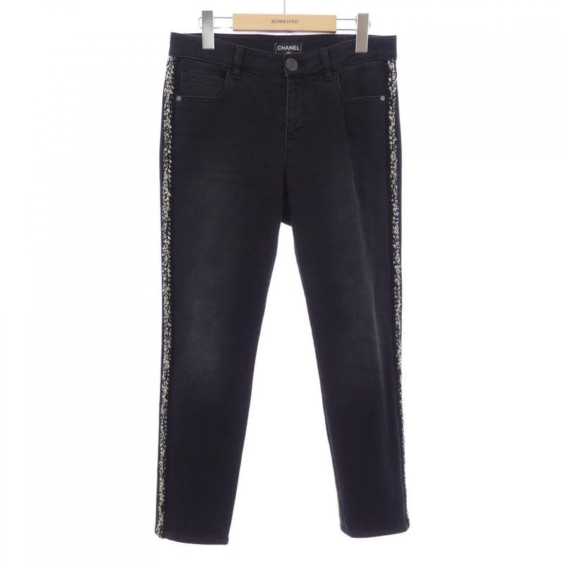 Chanel Size 38 Jeans