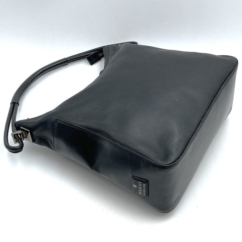 Gucci 001 8766 Shoulder Bag Handbag One Shoulder Black Leather Ladies Men