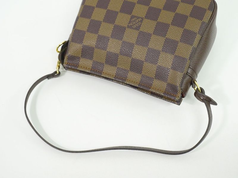 Authentic Louis Vuitton LV Trousse Makeup Damier Ebène Accessory Pouch Handbag