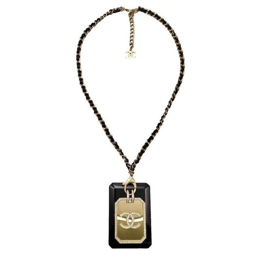 Chanel Ab6421 B06189 Nd228 Chain Necklace Card Case Black Gold Hardware with