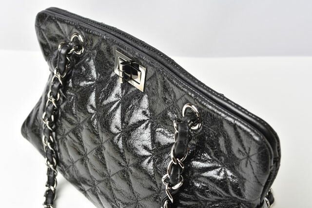 Chanel Tote Bag Chanel Chain Bag Vintage Patent Leather Quilted Stitching Black