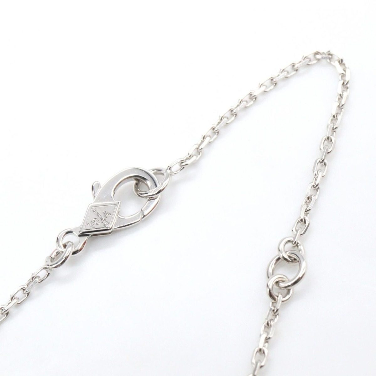 Van Cleef & Arpels Necklace Lotus Diamond Mini 38 42.5 cm 18k White Gold — view 4