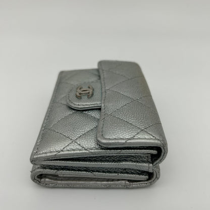 Chanel Compact Wallet Quilted — view 3
