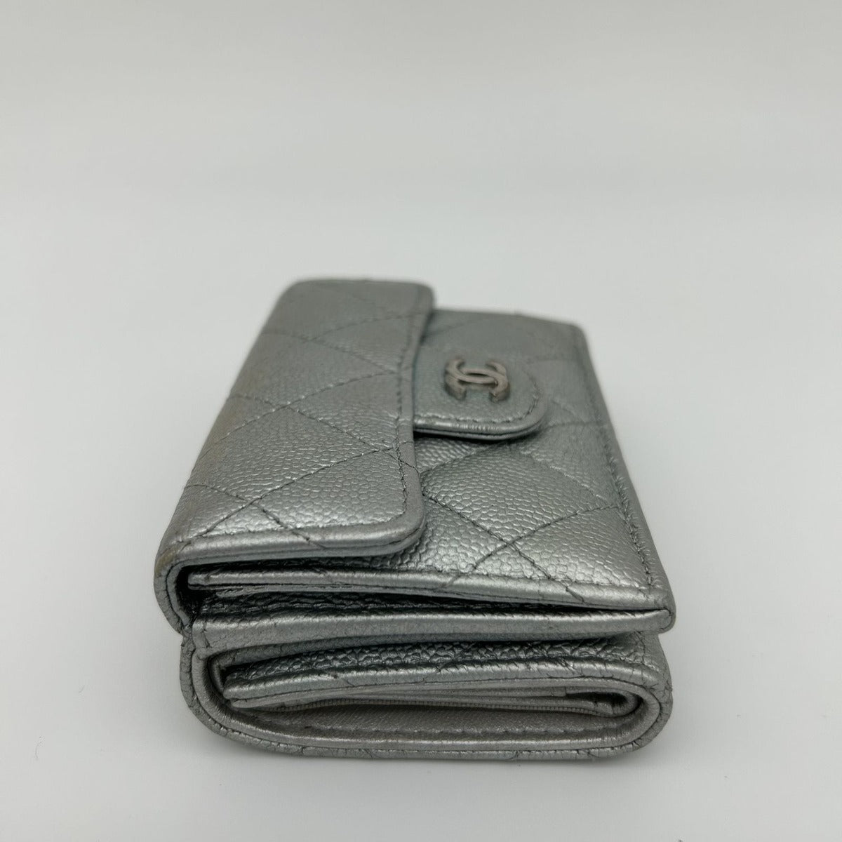 Chanel Compact Wallet Quilted — view 4