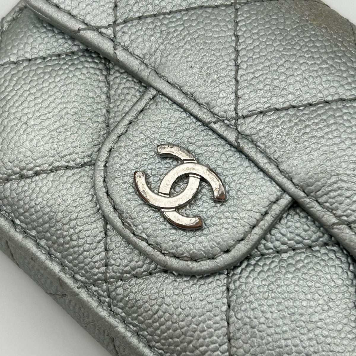 Chanel Compact Wallet Quilted — view 5