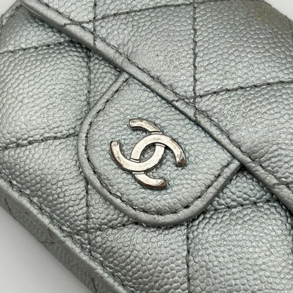 Chanel Compact Wallet Quilted — view 5