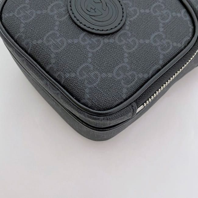 Gucci Shoulder Bag F21810 Black Interlocking