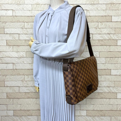 Louis Vuitton Brooklyn MM Damier Shoulder Bag Canvas Brown Model — view 2